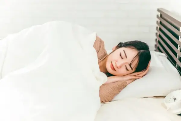 右側臥位 左側臥位　違い　意味　使い方