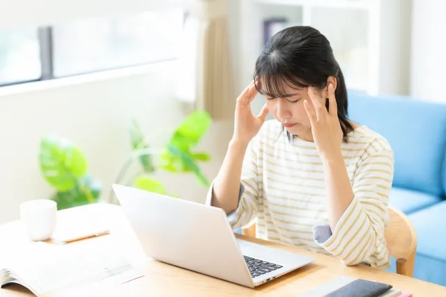 「愚痴」と「ぼやき」の違いとは？意味と使い分けを解説