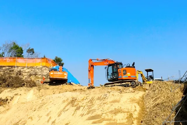路床盛土　路体盛土　違い