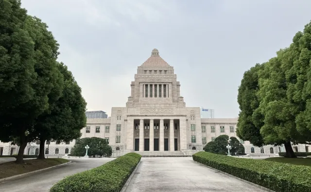 幹事長　副総裁　違い　どっち　偉い　上