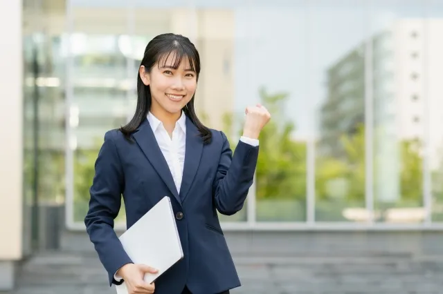 「爪跡を残す」は誤用?意味や由来、例文・使い方を解説