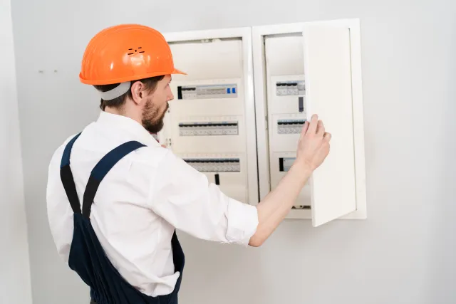 漏電遮断器 ブレーカー　違い　使い分け