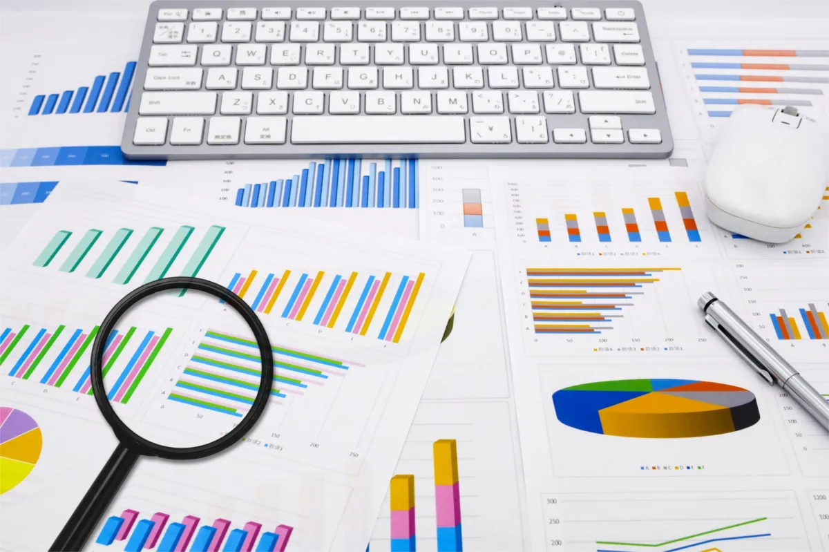 批判　批評　違い　意味　使い分け