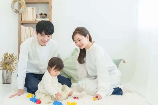 育児　養育　違い　意味