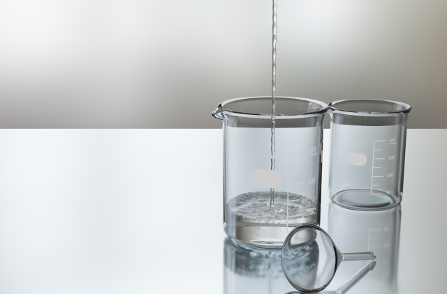 希硫酸　硫酸　違い　意味　使い分け　化学式