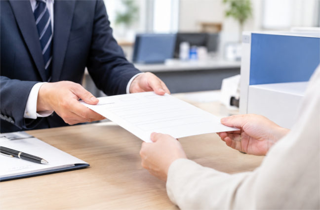 「申告」と「申請」の違いとは？意味と使い分け